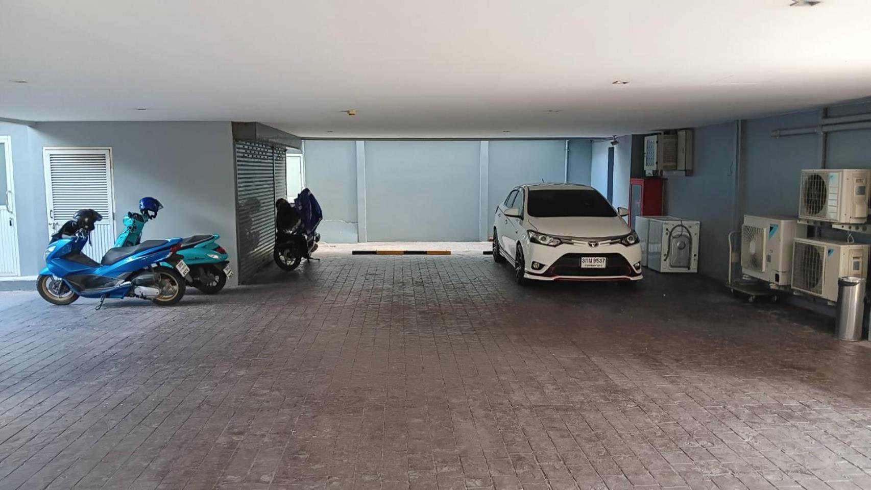 J Residence Thonglor 8 Bangkok Exterior foto