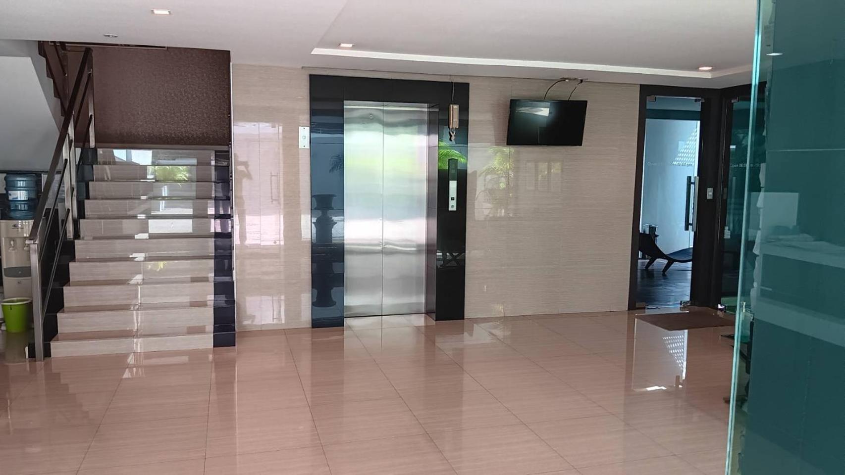 J Residence Thonglor 8 Bangkok Exterior foto